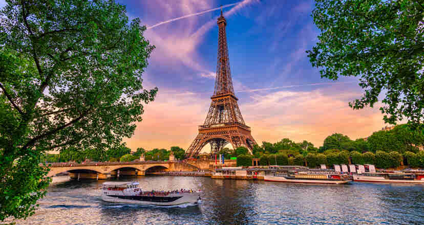 Paris tourist places